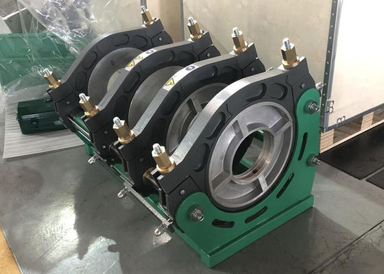 Spannung fertigte Polyfusions-Schweißer-Pe Pipe Joint-Kolben-Fusions-Maschine besonders an