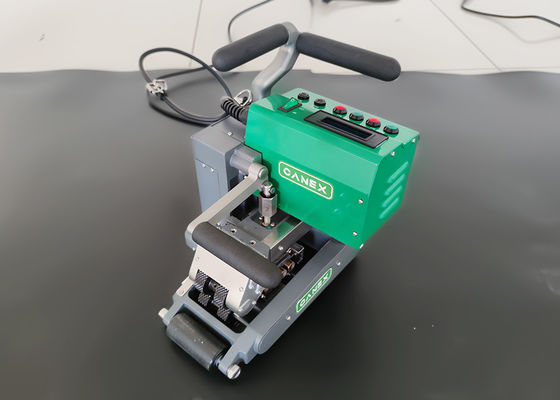 HDPE-Geomembran Heißkeilmaschine 220V 2400W 1,0-4,0mm PP Teichfolie